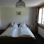Bluemlisalp Hotel 2*